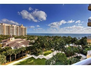 Building Photo - 799 Crandon Blvd