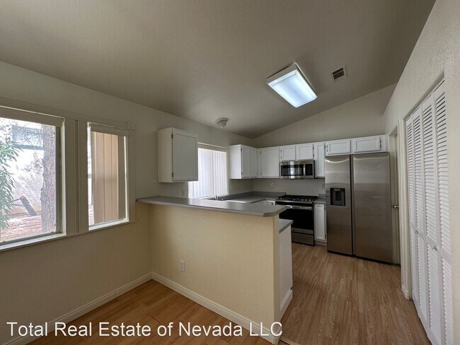 Foto del edificio - 3 br, 2 bath House - 9341 Red Rose Av