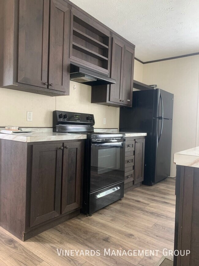 Building Photo - Large Clayton 3 Bed 2 Full Bath Beautiful ...