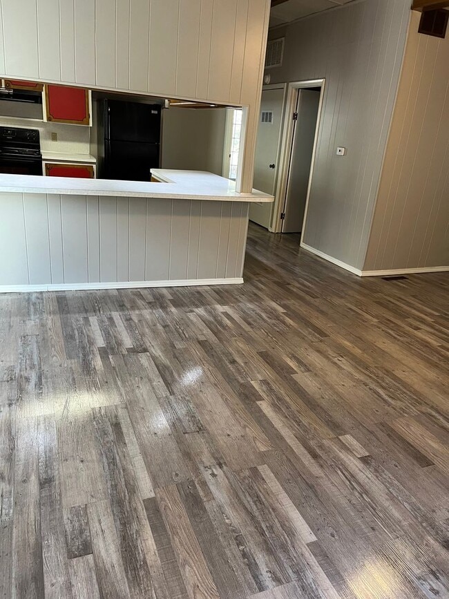 Foto del edificio - Two Bed/One Bath Home