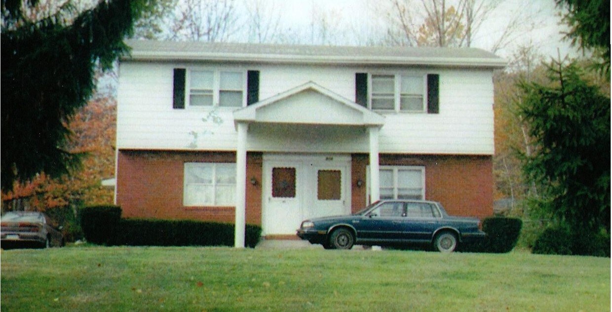 Primary Photo - 609 Edella Rd