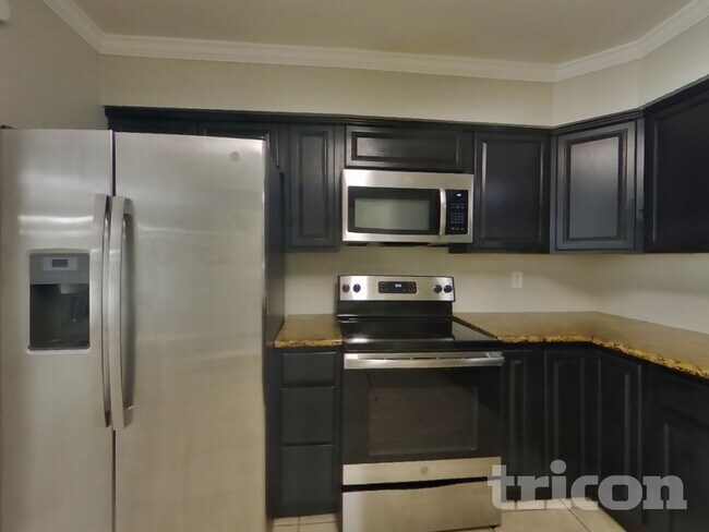Foto del edificio - 25568 Dogwood Ln