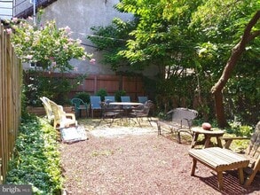 Building Photo - 416 N 32nd St