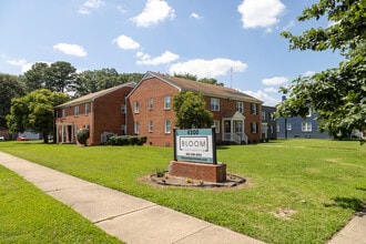 Building Photo - Bloom Apartments II