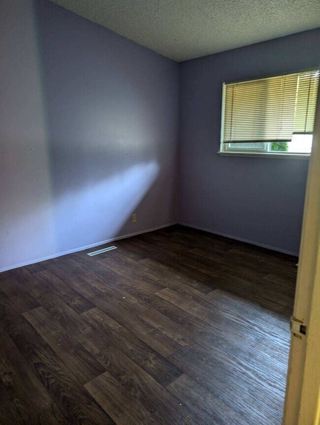Foto del edificio - 12737 Lala Cove Ln SE