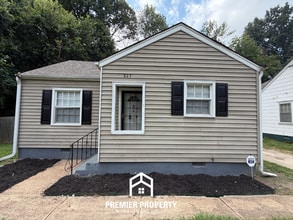 Building Photo - 825 Bowen Cir