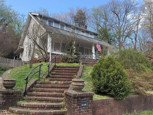 Foto del edificio - 340 W End Blvd