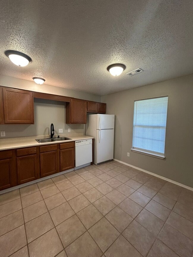 Foto del edificio - 3500 SW Victoria Pl