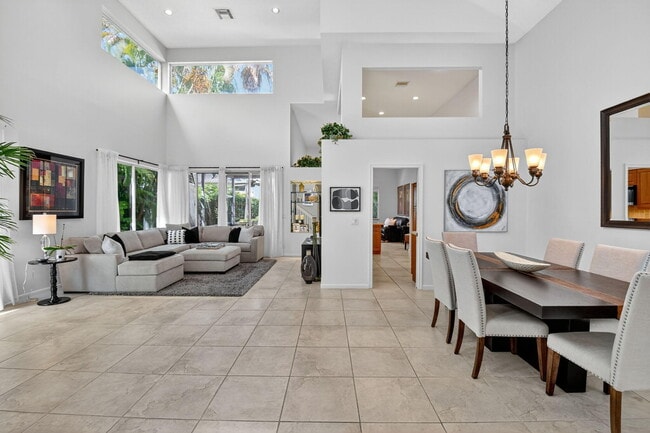 Foto del edificio - 6657 NW 25th Way