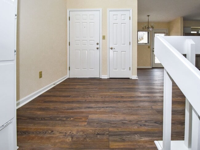 Photo - 707 S Marshall St Apartment