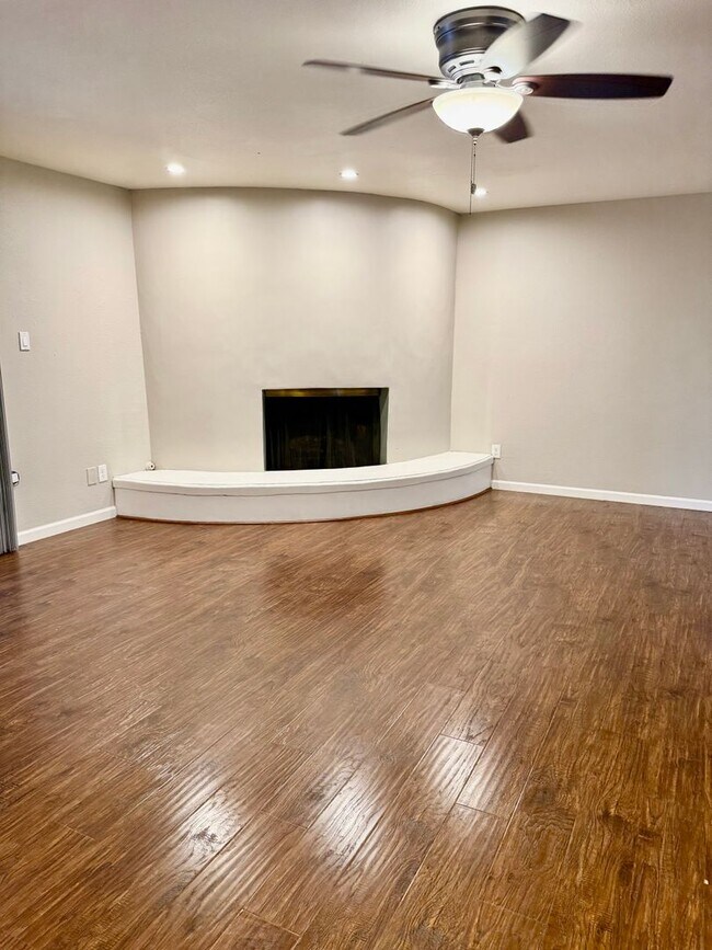 Foto del edificio - 4108 Auburn Blvd