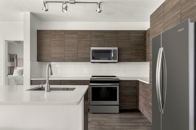 Building Photo - Horizon Wiregrass Ranch