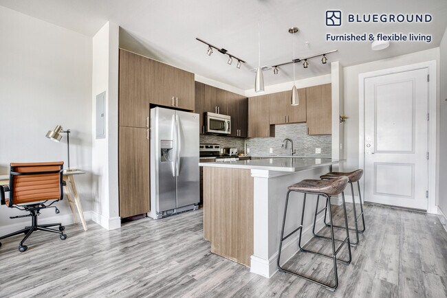 Foto del edificio - 1621 E 6th St