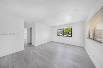 Building Photo - 920 NW 8th Ave