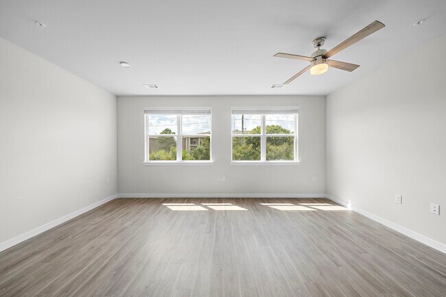 Building Photo - 1575 League Line Rd