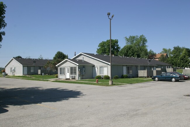 Building Photo - Bradlee Park Apartments