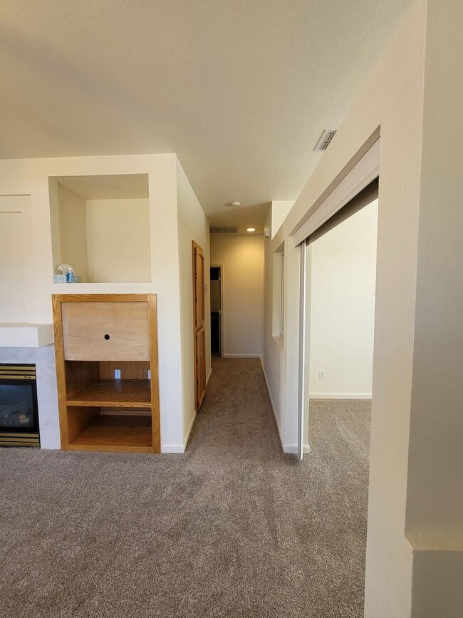Building Photo - 2 br, 2 bath House - 7935 Eskdale Court
