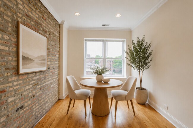 Foto del edificio - 6150 N Ravenswood Ave