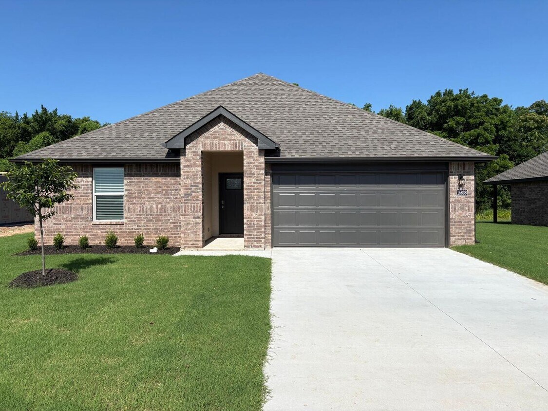 Foto principal - Brand New D.R. Horton Home in Bixby - 4 Be...