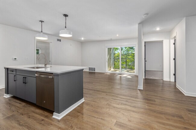 Spacious Floorplans - River Birch Apartment Homes