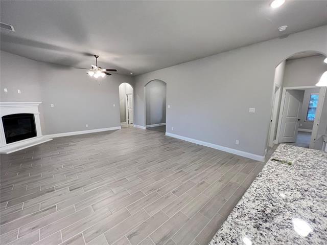 Foto del edificio - 4008 Whitetail Ln