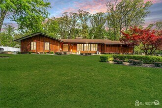 Building Photo - 792 Partridge Dr