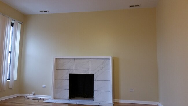 Foto del edificio - 6342 S Kenwood Ave