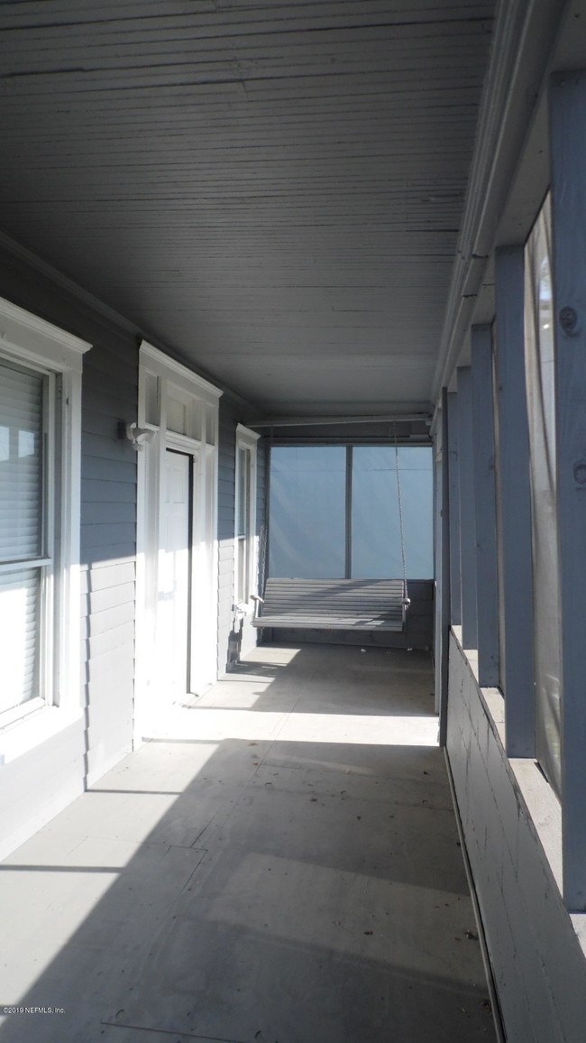 Building Photo - 1709 W 45th St