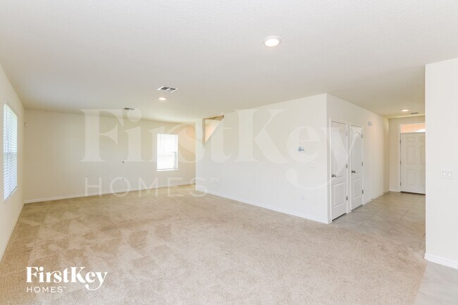 Foto del edificio - 3345 Wellborn Dr