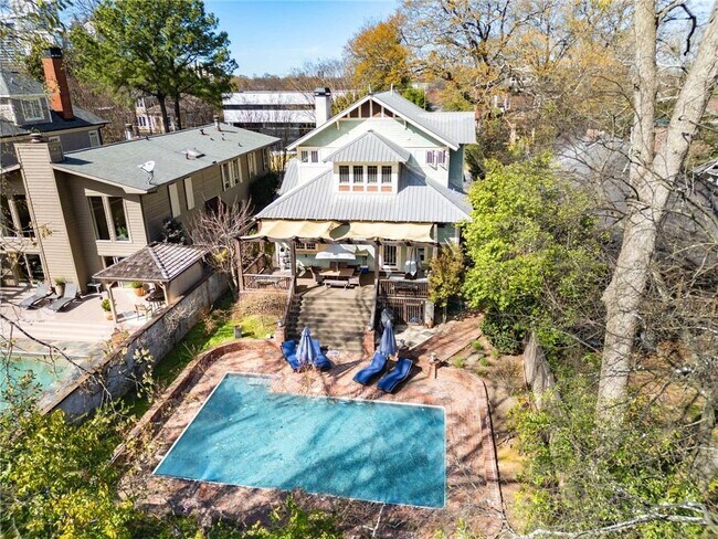 Foto del edificio - 349 9th St NE