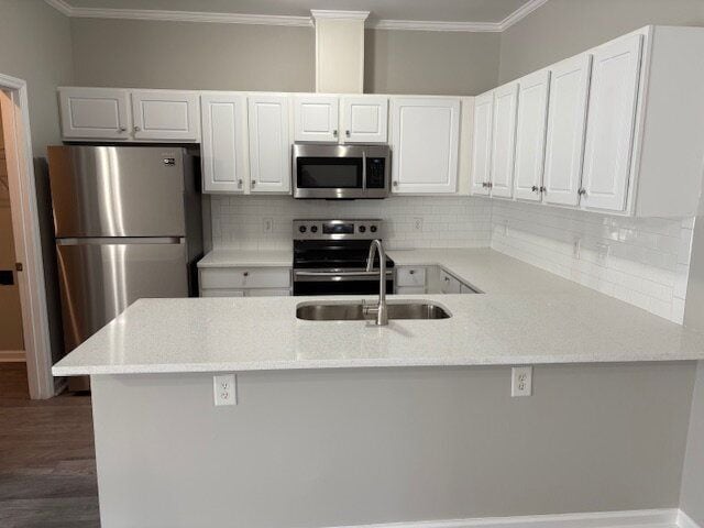 Building Photo - 140 Oak Towne Dr