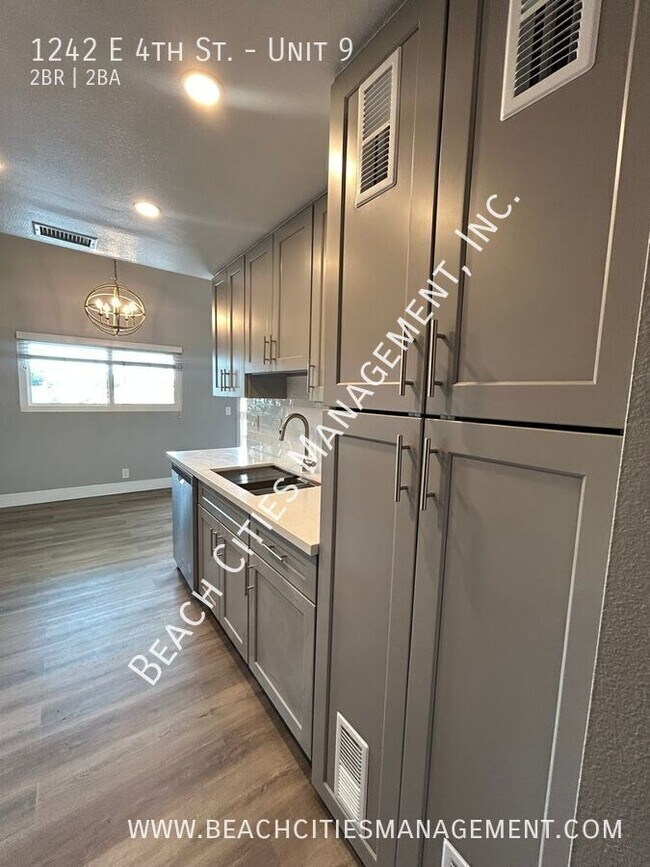 Foto del edificio - 1242 E 4th St