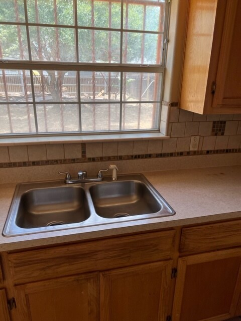 Foto del edificio - 404 Habanero Dr