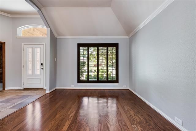 Foto del edificio - 2435 Waterside Dr