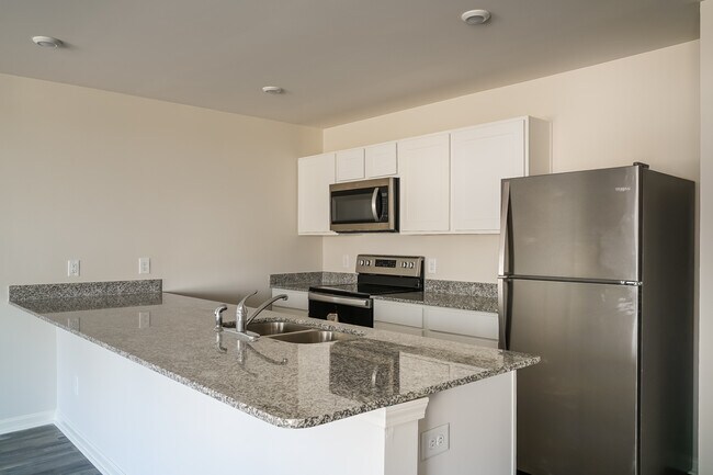 Building Photo - 2601 Provence Dr SE, Bolivia, NC