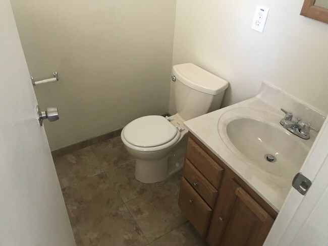 Building Photo - 5333 Whitmore Dr