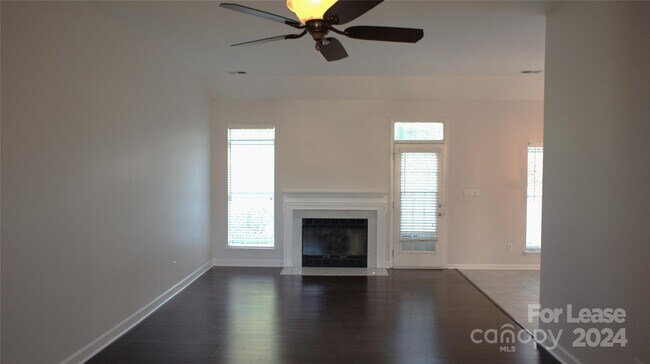 Building Photo - 9120 Twilight Hill Ct