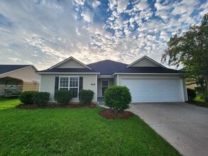 Building Photo - 3454 Greenhill Dr