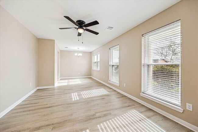 Foto del edificio - 10603 Kirkshire Dr