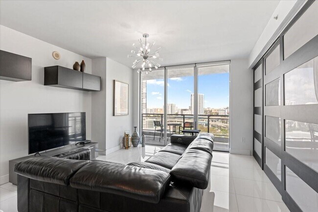 Foto del edificio - 90 SW 3rd St