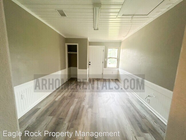 Building Photo - 4 br, 2 bath House - 9 Mary Drive