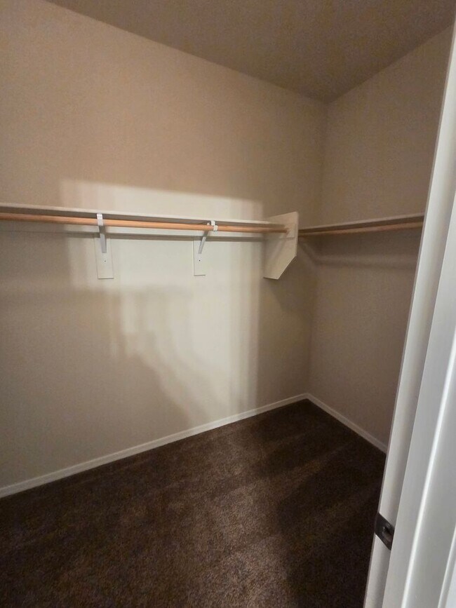 Foto del edificio - NW 3/BD 2/BA 2/CG Single Story