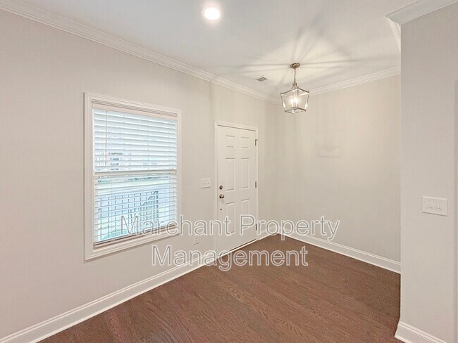 Photo - 25 Peckham St Townhome