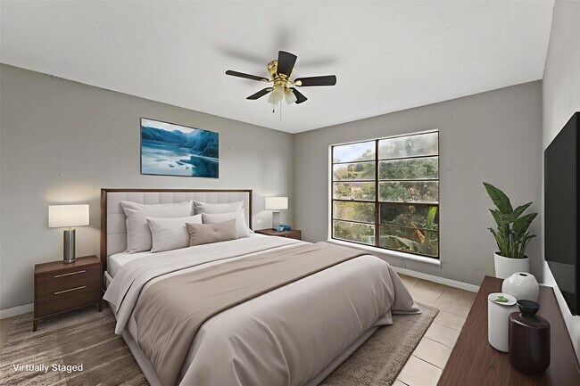 Foto del edificio - 8342 Baker Dr