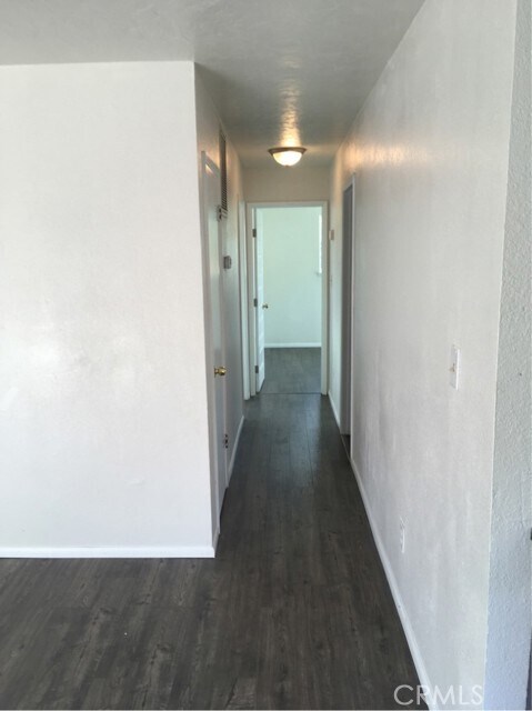 Foto del edificio - 9247 Fairway Dr