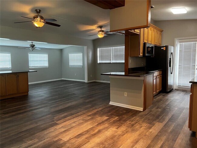 Foto del edificio - 2326 Coldstream Dr