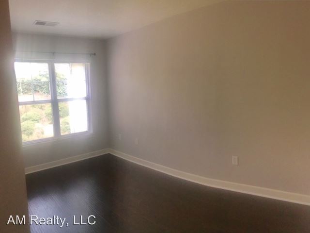 Building Photo - 9853 Hyde Glen Ct