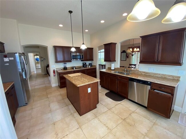 Foto del edificio - 1251 Westmoreland Loop