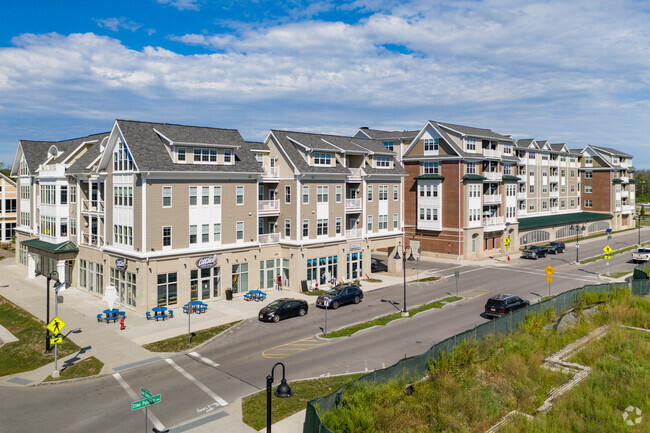 Building Photo - Pinnacle North Apartments