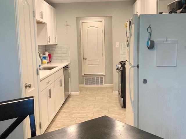 Foto del edificio - 11216 Applewood Dr